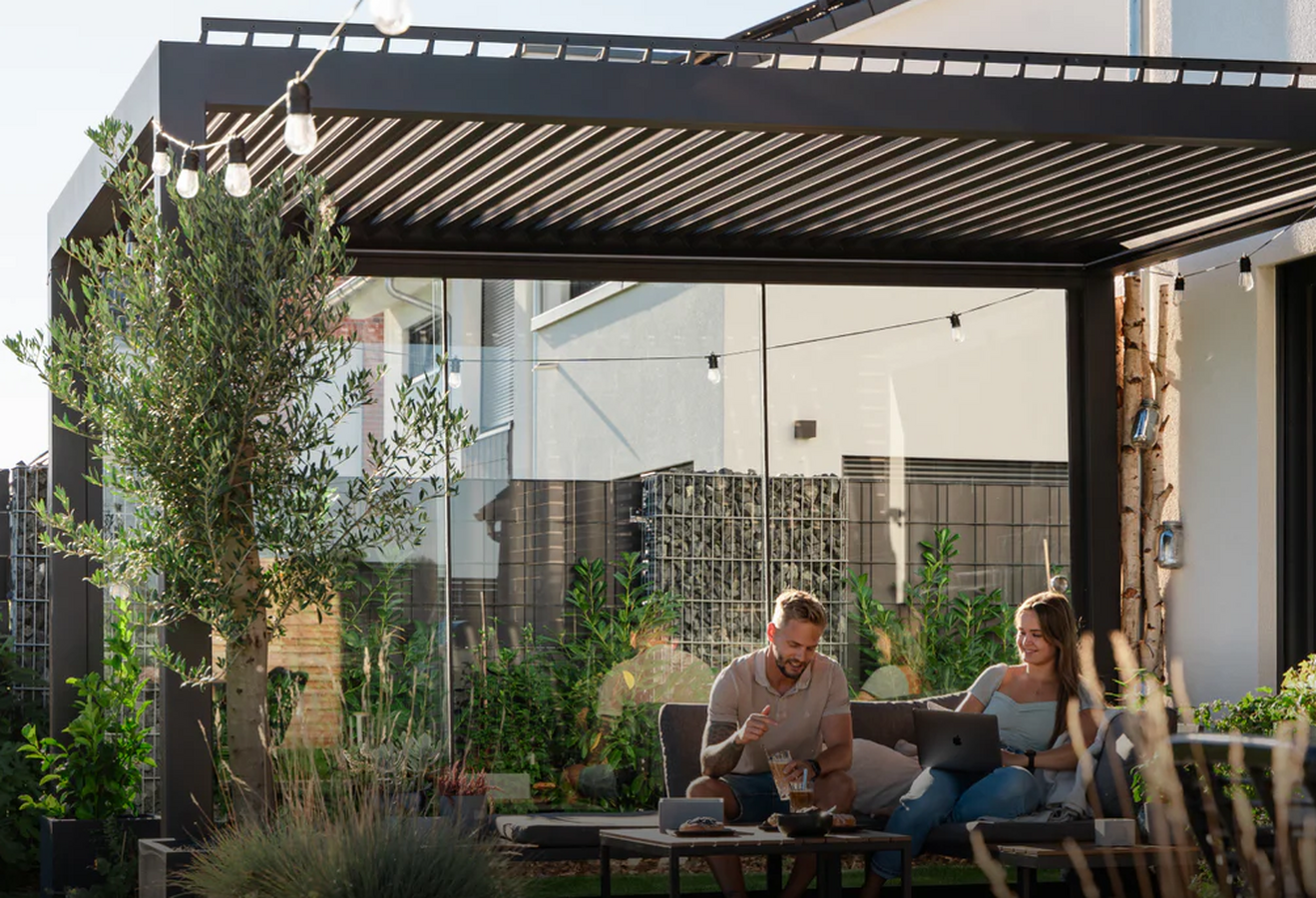 Pergolux opplever internasjonal vekst. Her er modellen «Sundream S2». Foto: Pergolux